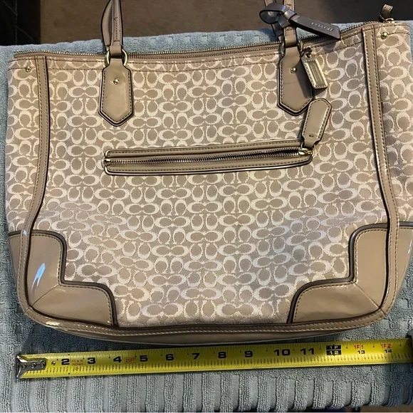 Coach tote Purse F1382-26414 - Picture 3 of 16